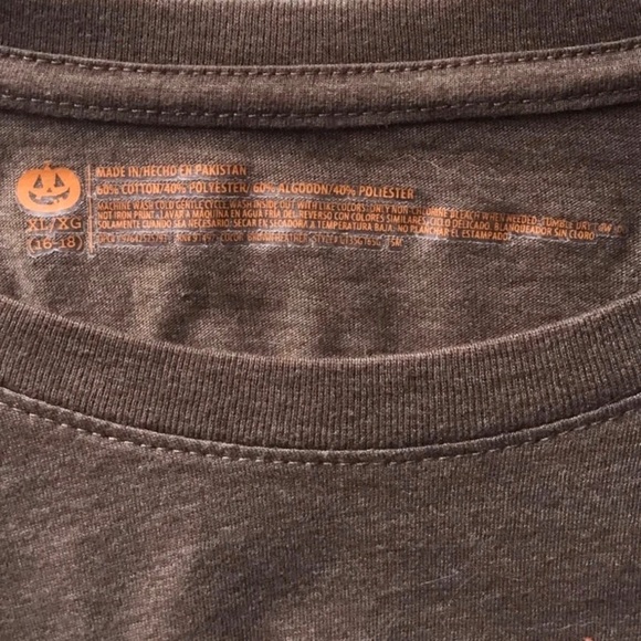 Brown Halloween witchy tee “You say wicked like it’s a bad thing” moon bat broom - Picture 3 of 4